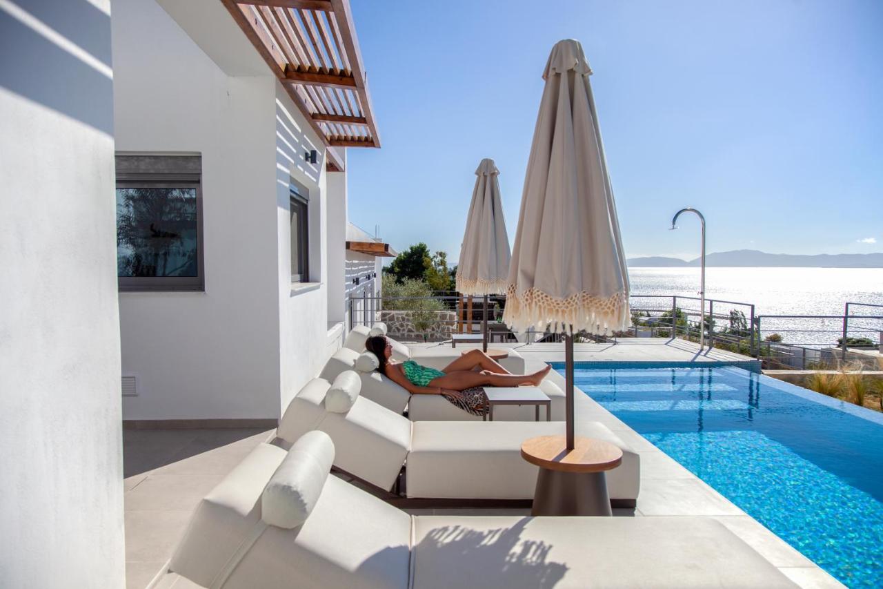 Empeiria Villa Palairos