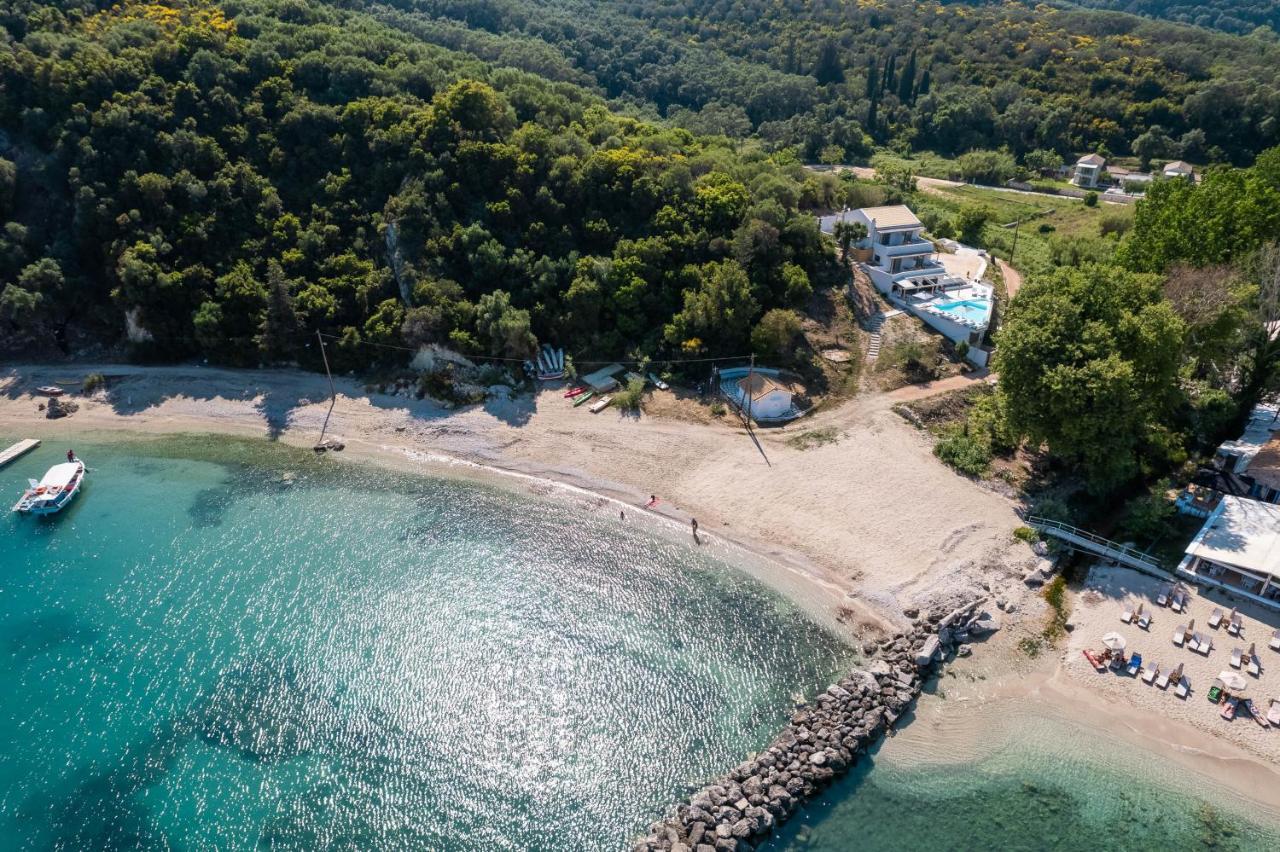 Alboro Seaside Hotel