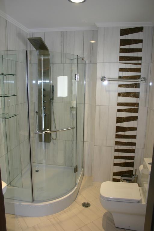 Hotel Petit Palais 2*