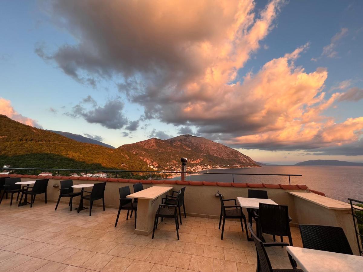 Oceanis Hotel