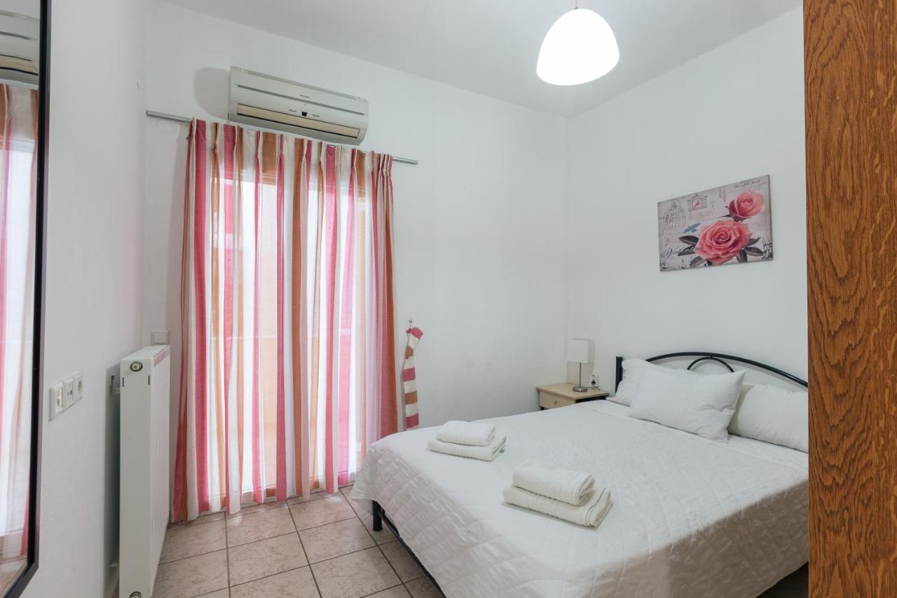 Holiday home 7 Bedroom With Pool, 700m From The Beach!