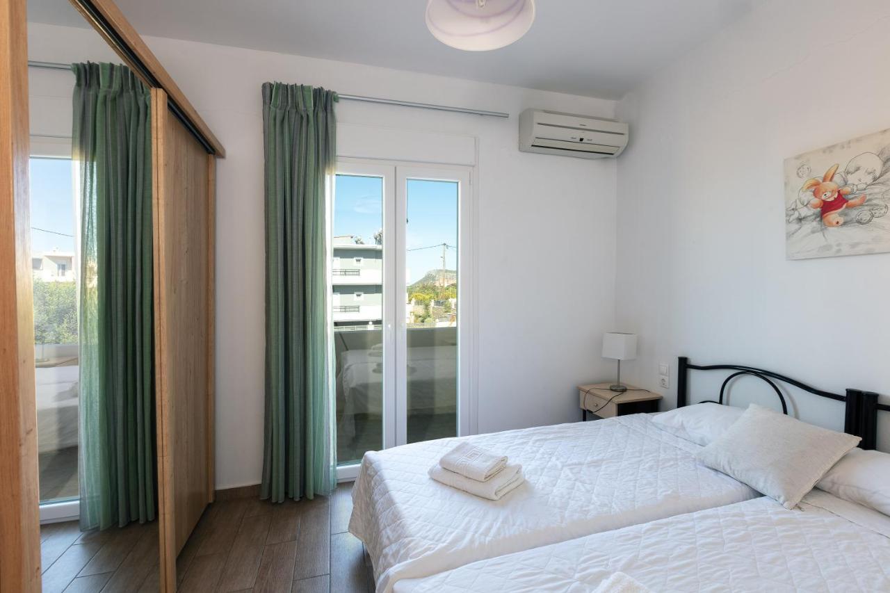 7 Bedroom With Pool, 700m From The Beach! * Prinos (Crete)