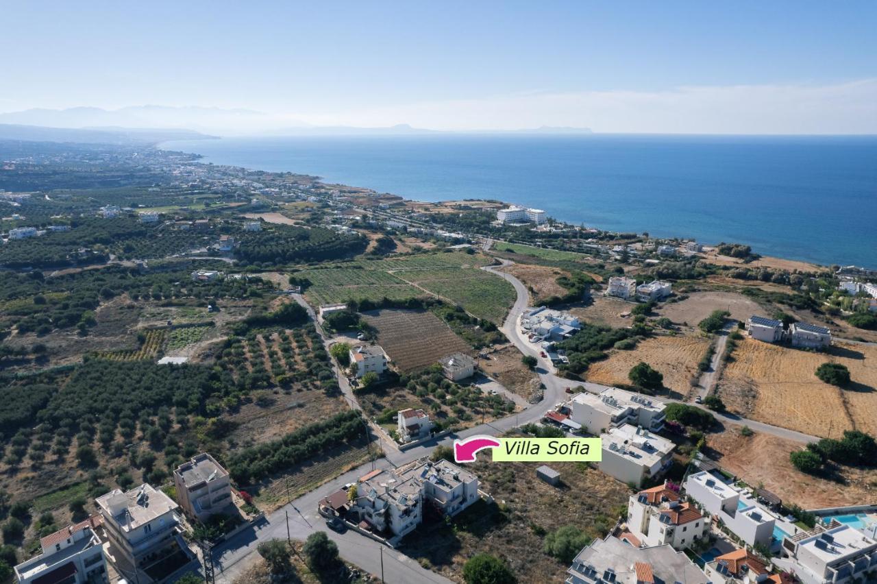 7 Bedroom With Pool, 700m From The Beach! Prinos (Crete)