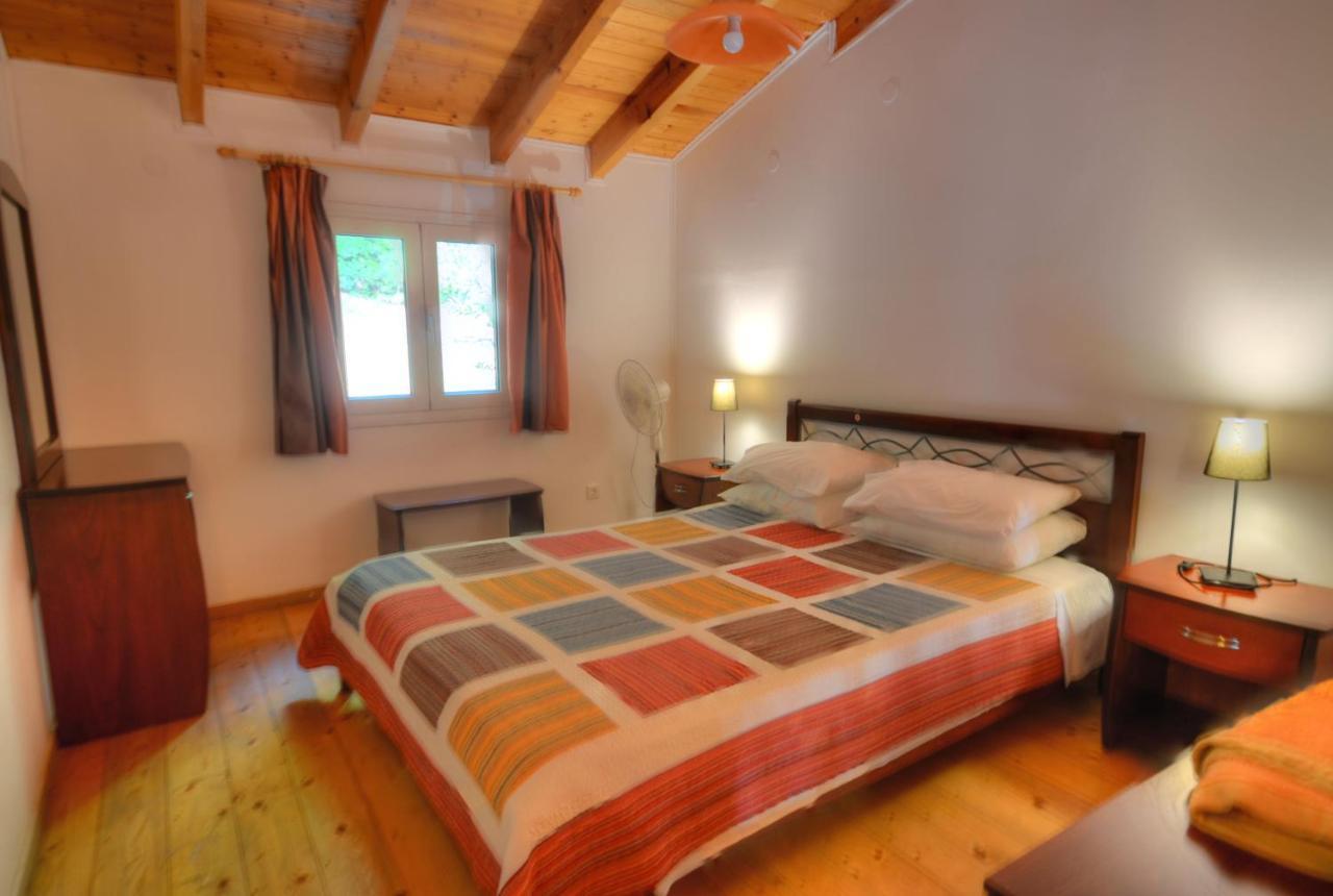 Apartment Anna Liapades