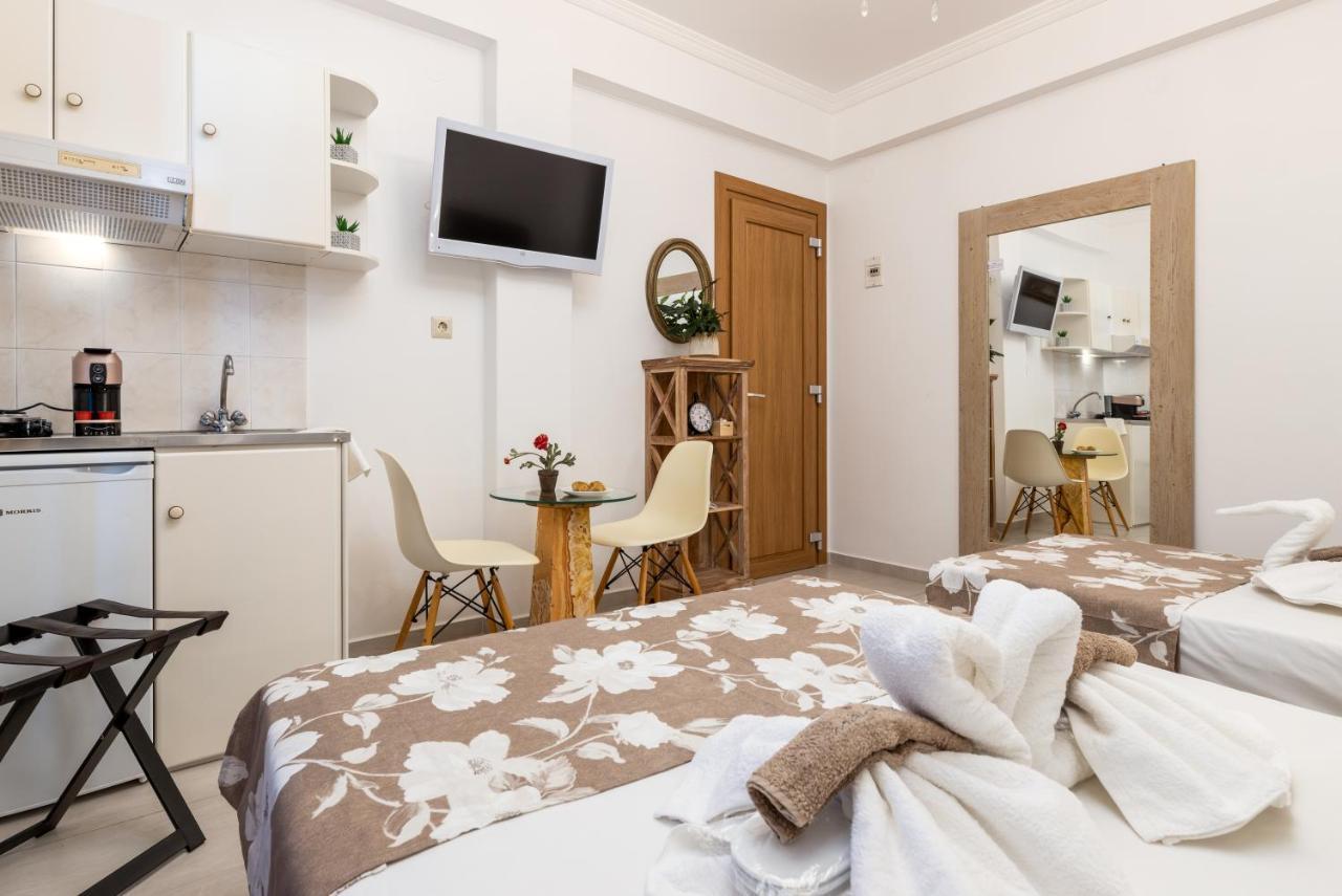 Panos Luxury Apartment *