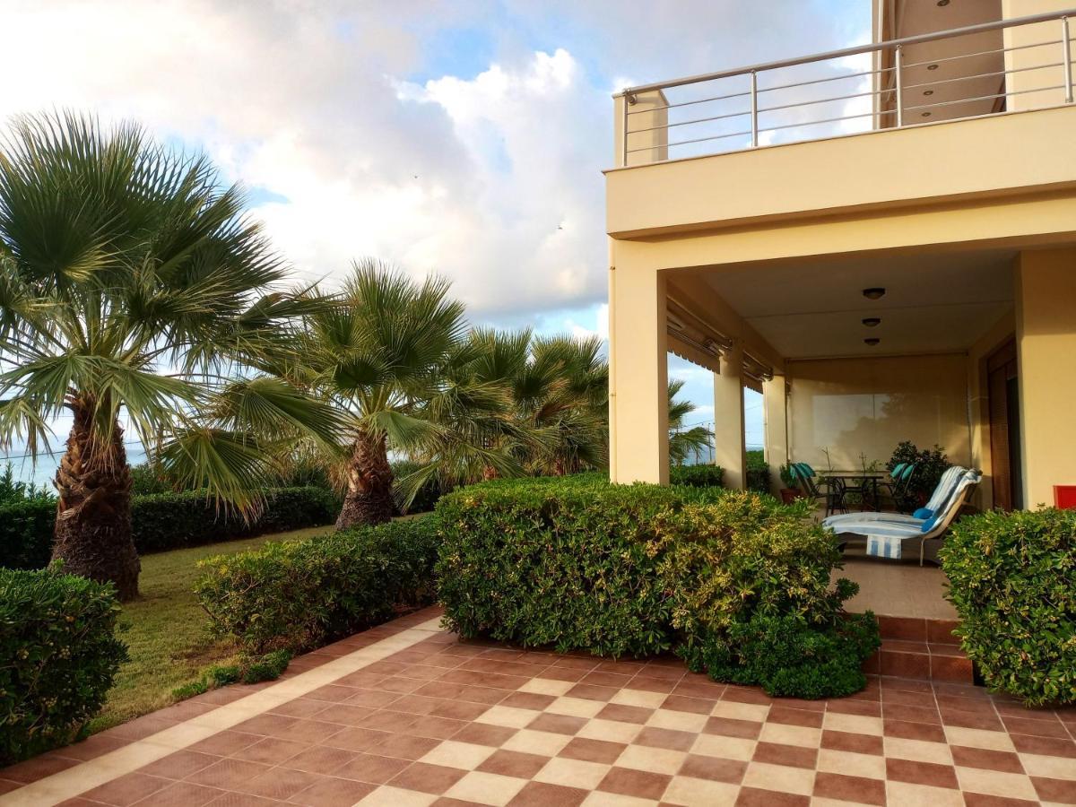 Tholos Bay Apartment *
