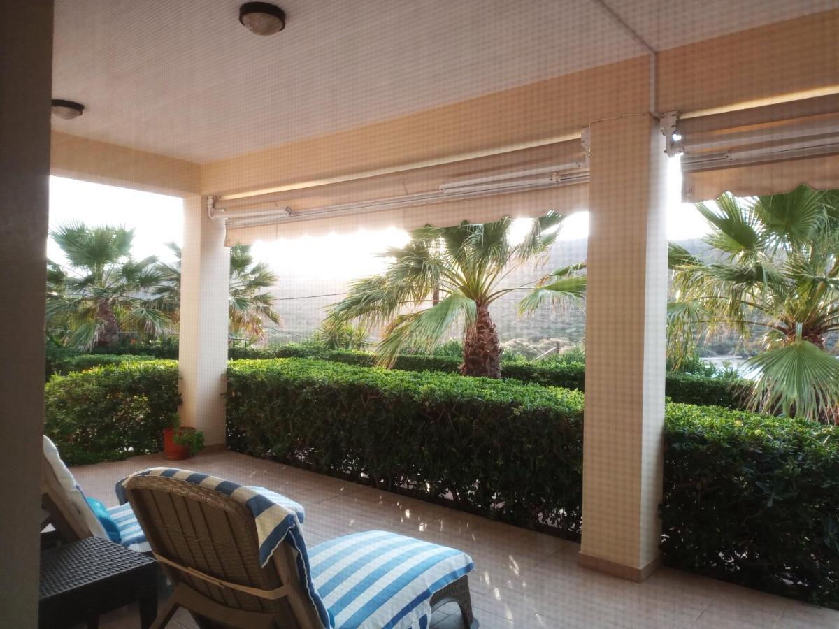 Tholos Bay Apartment *
