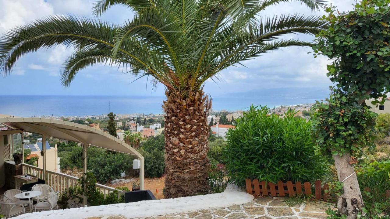 Entire Full View 3 Bedrooms 3 Bathrooms 3 Kitchens Villa *
