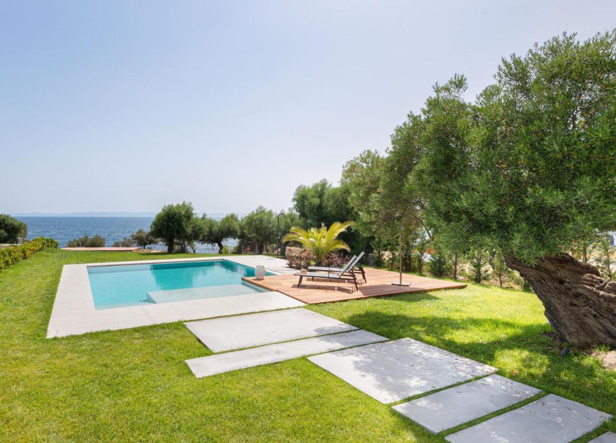 Villa Luria Homes Lagomandra