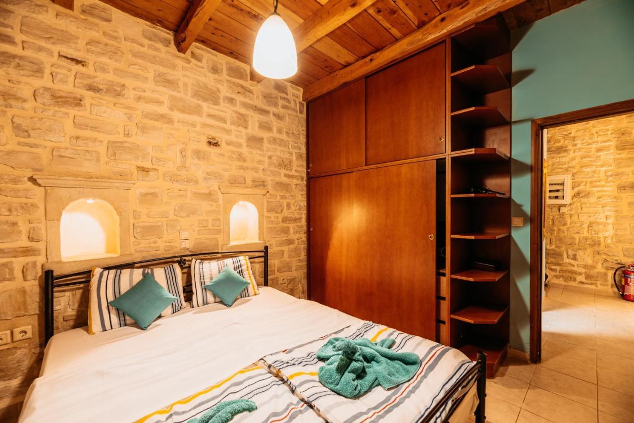 Olympia - Erato Holiday home *