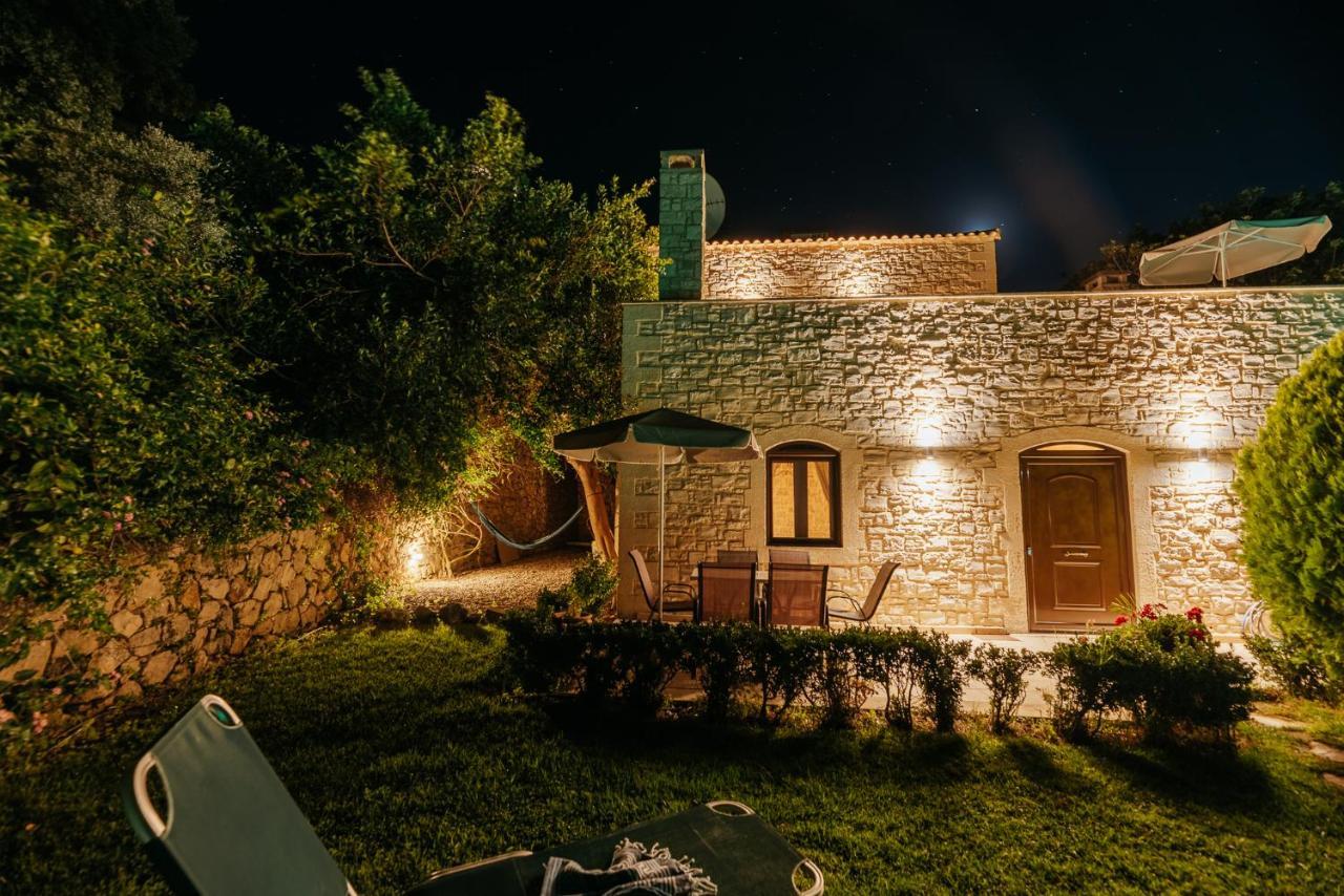 Olympia - Erato Holiday home *