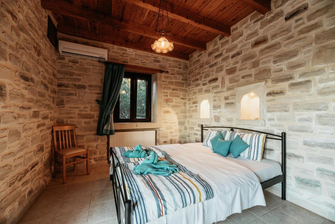 Olympia - Erato Holiday home *