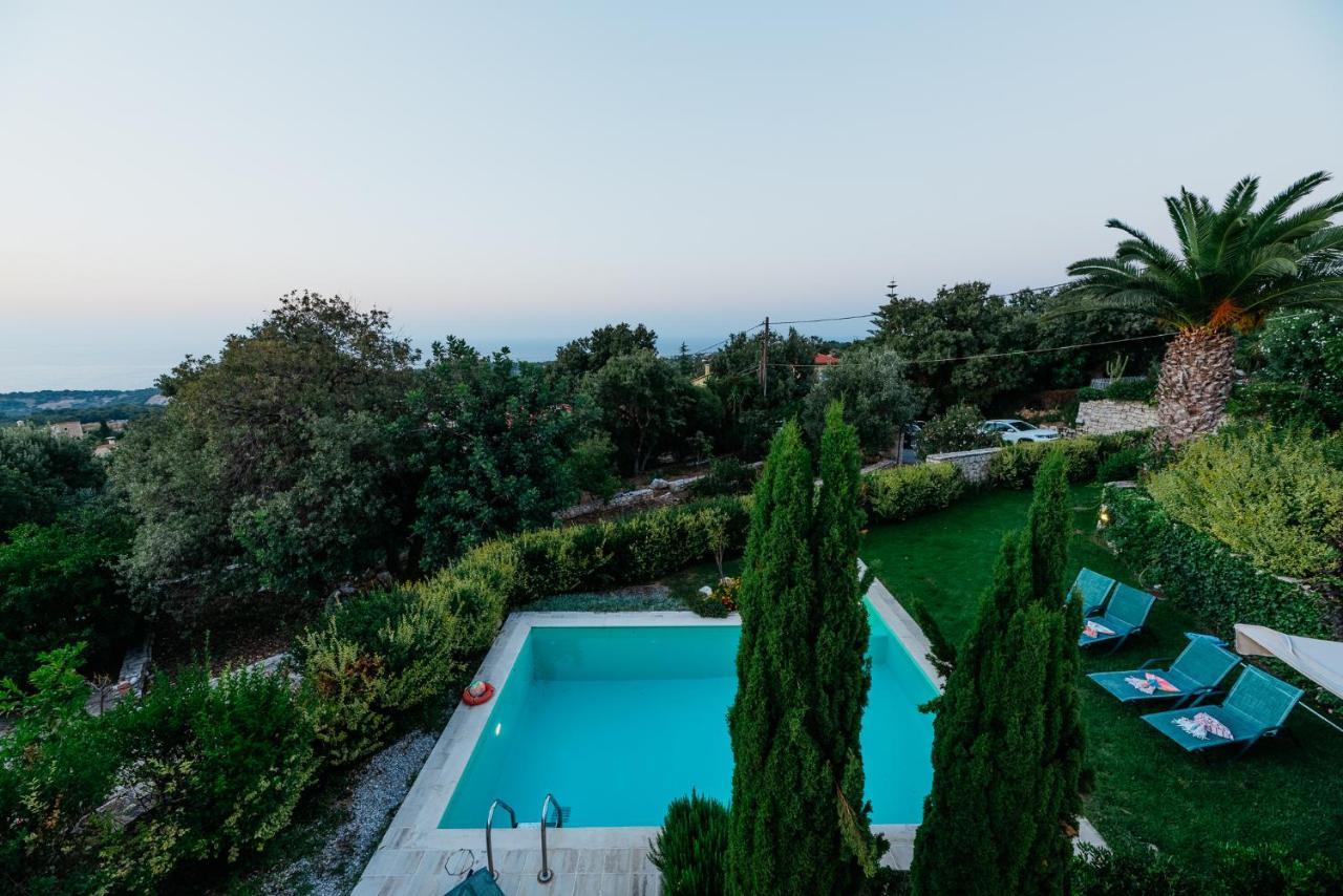 Olympia - Erato Holiday home *
