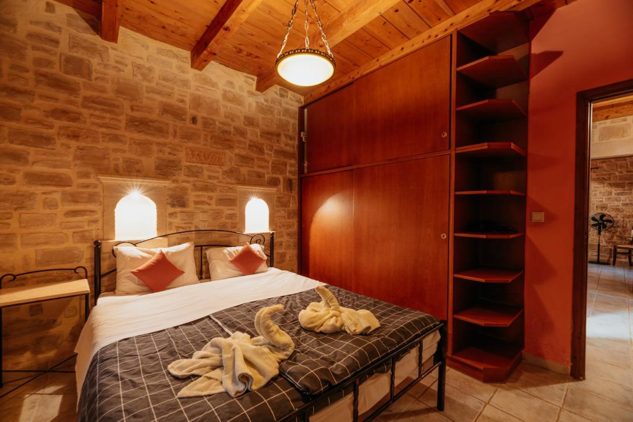Olympia - Erato Holiday home *