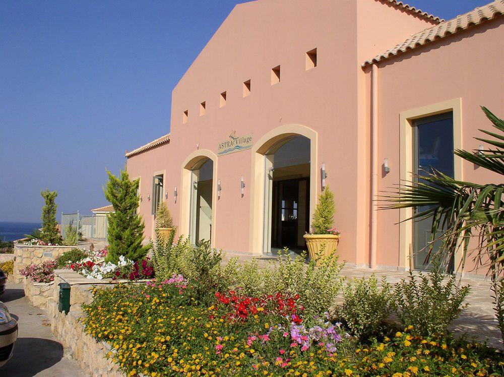 Astra Village And Aparthotel 4*