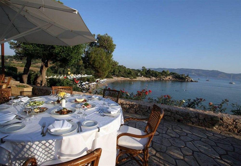 Resort Aks Hinitsa Bay