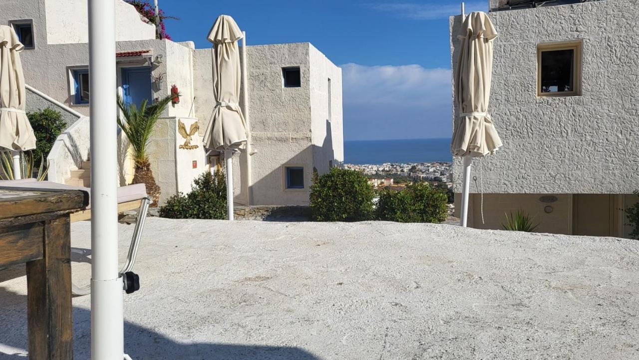 Villa Entire Full View 3 Bedrooms 3 Bathrooms 3 Kitchens