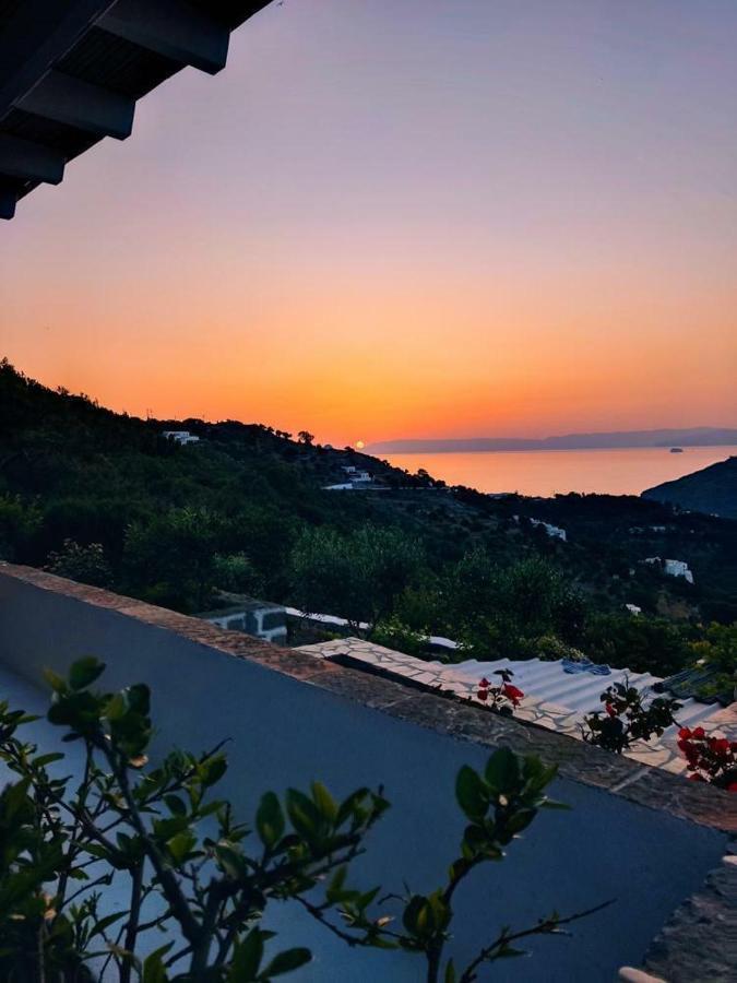 Holiday home Chora Traditional Genadio *