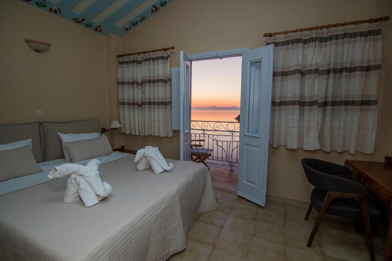 Niriides Hotel Apartments Aparthotel 3*