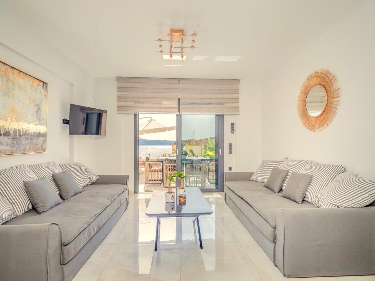 Luxury Agios Dimitrios With Private Pool By Dadovillas *