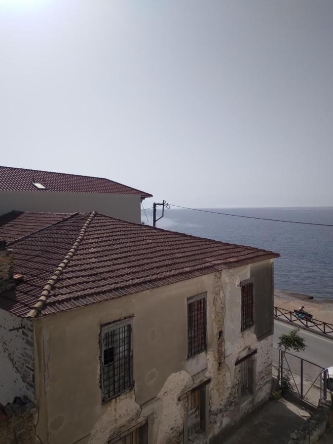 Filippos Apartments: Seaside Panoramic Views Apartment *