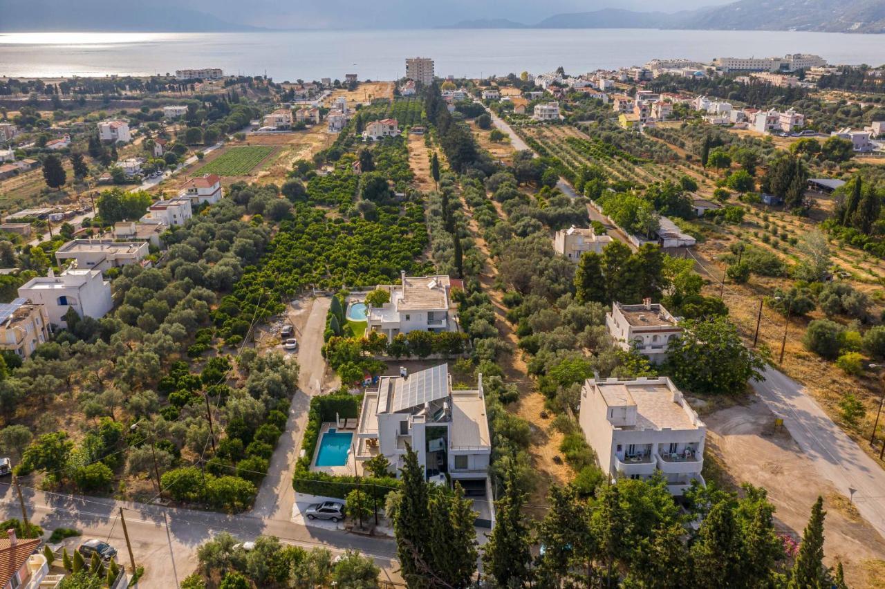Villa Luxury With Private Heated Pool