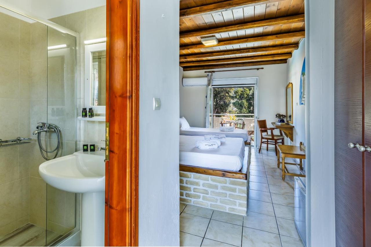 Ionia 2* Skopelos Town