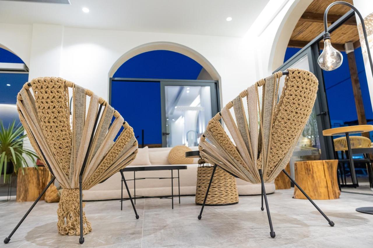 Hotel Blu &