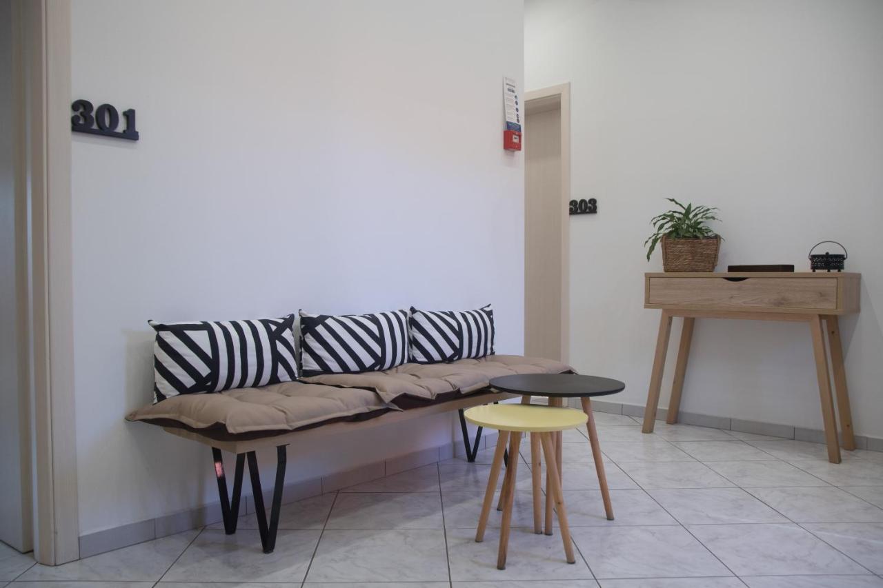 Minimal Culture Boutique *