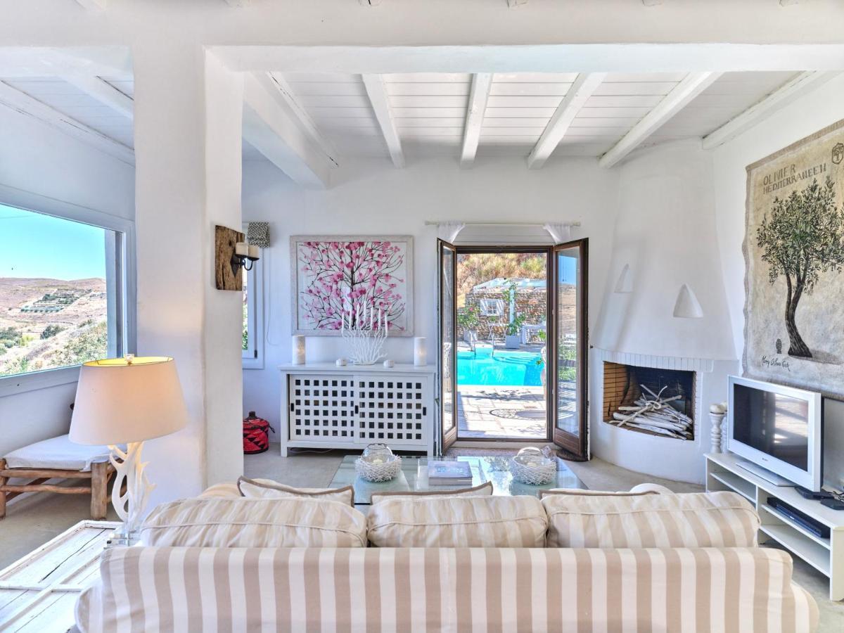 Light Holiday home Vourkari