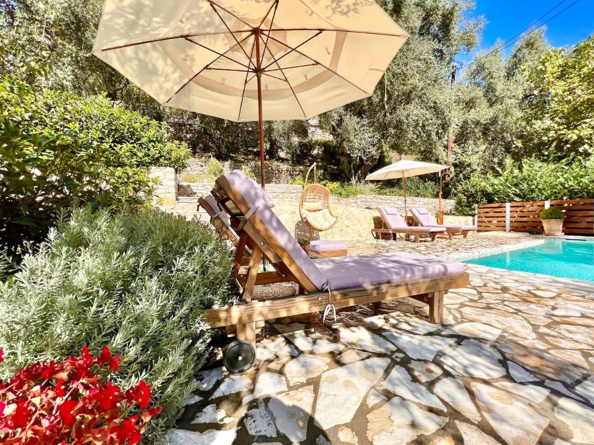 Eva With Private Pool By Dadovillas Villa Agni