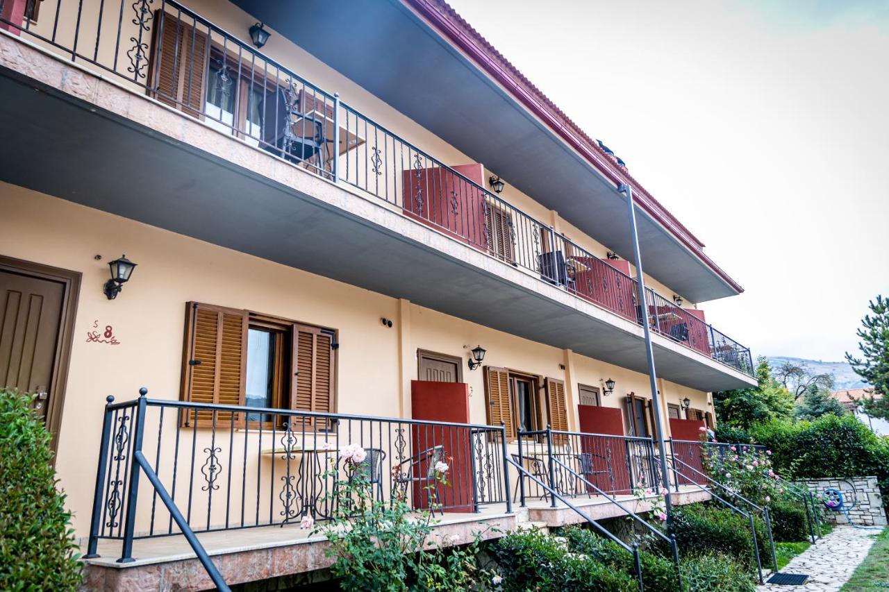 Hotel Enastron