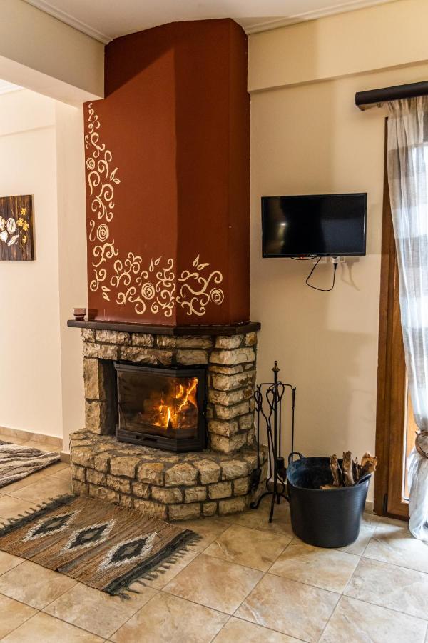 Hotel Enastron *