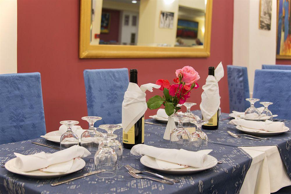 Hotel Angelika Pallas 3*