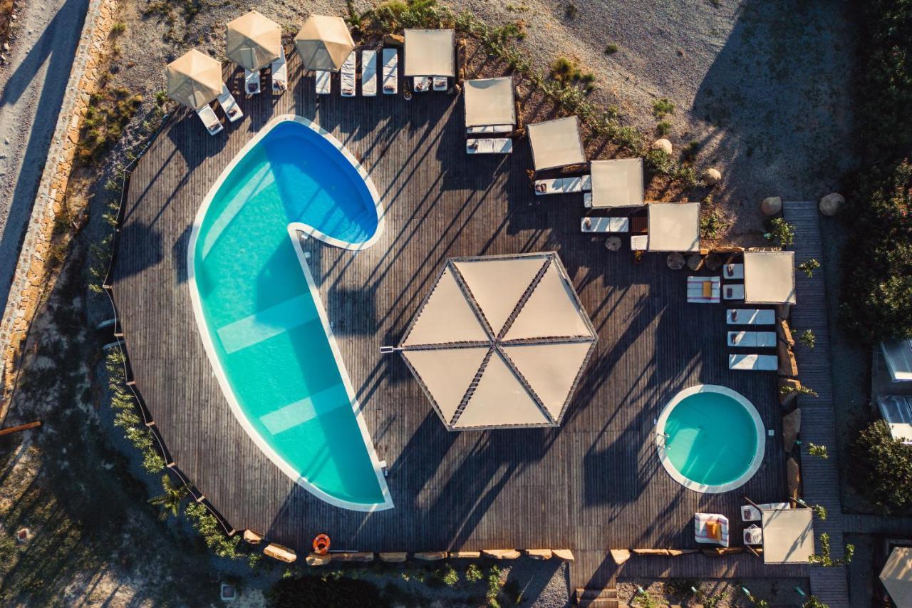 Keros Blue - Luxury In Wilderness