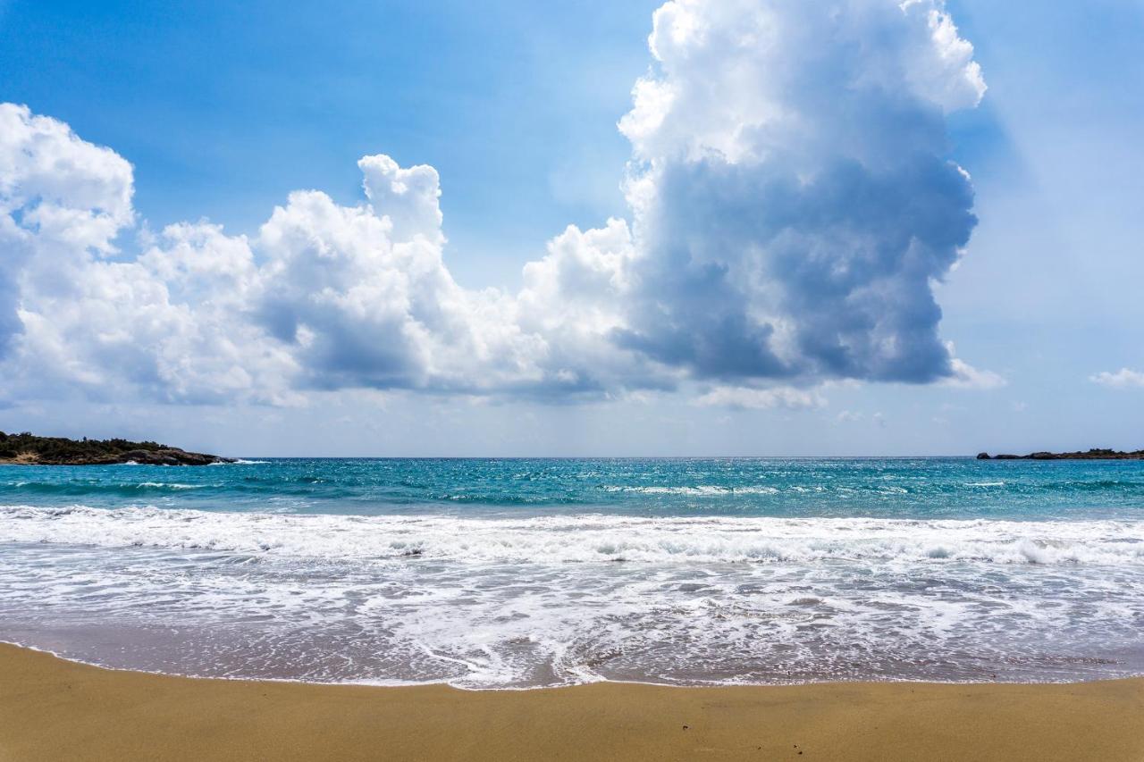 Akra Grammeno Beachfront *