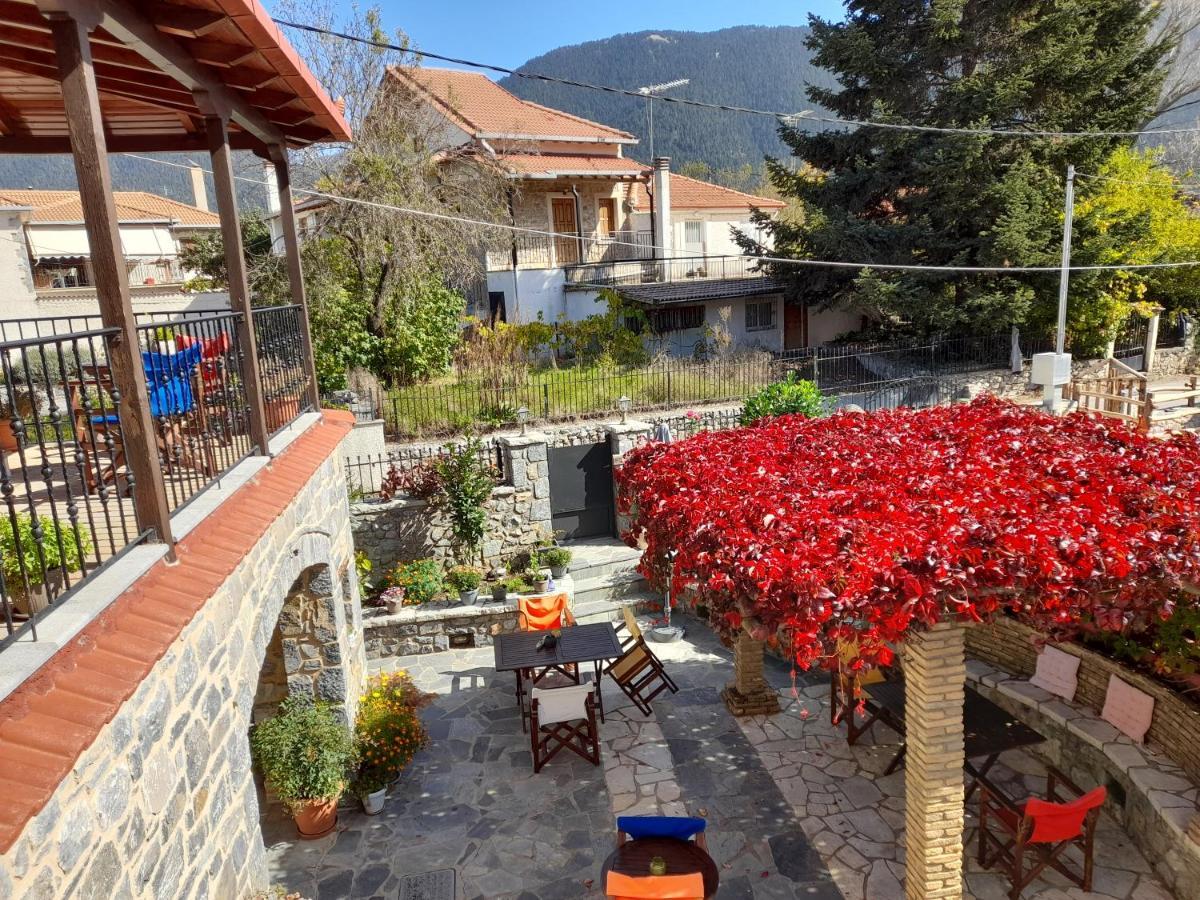 Archontiko Nikolopoulou Guest house *