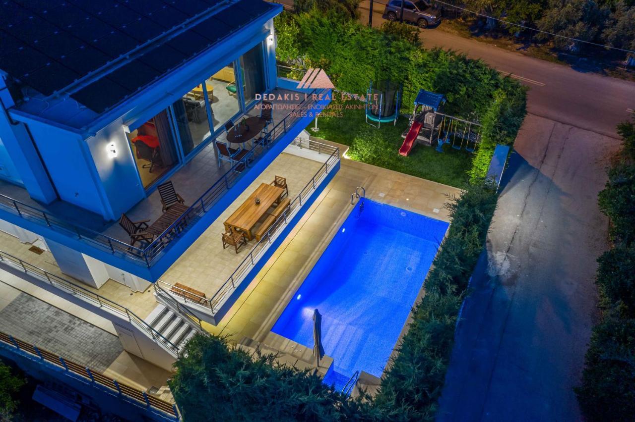 Luxury With Private Heated Pool