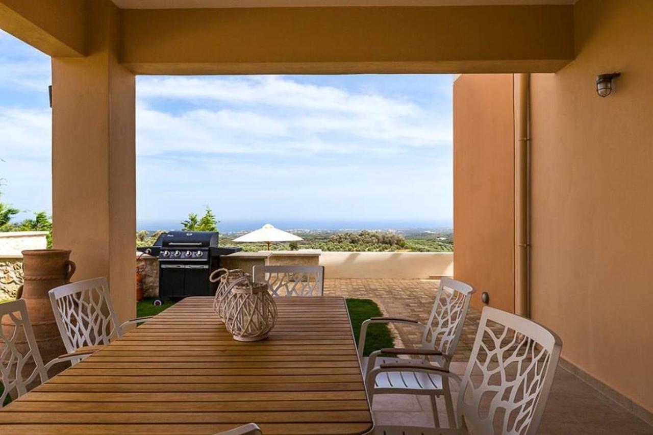 Roupes Iii, Family Villa, Fantastic Views, Private Pool