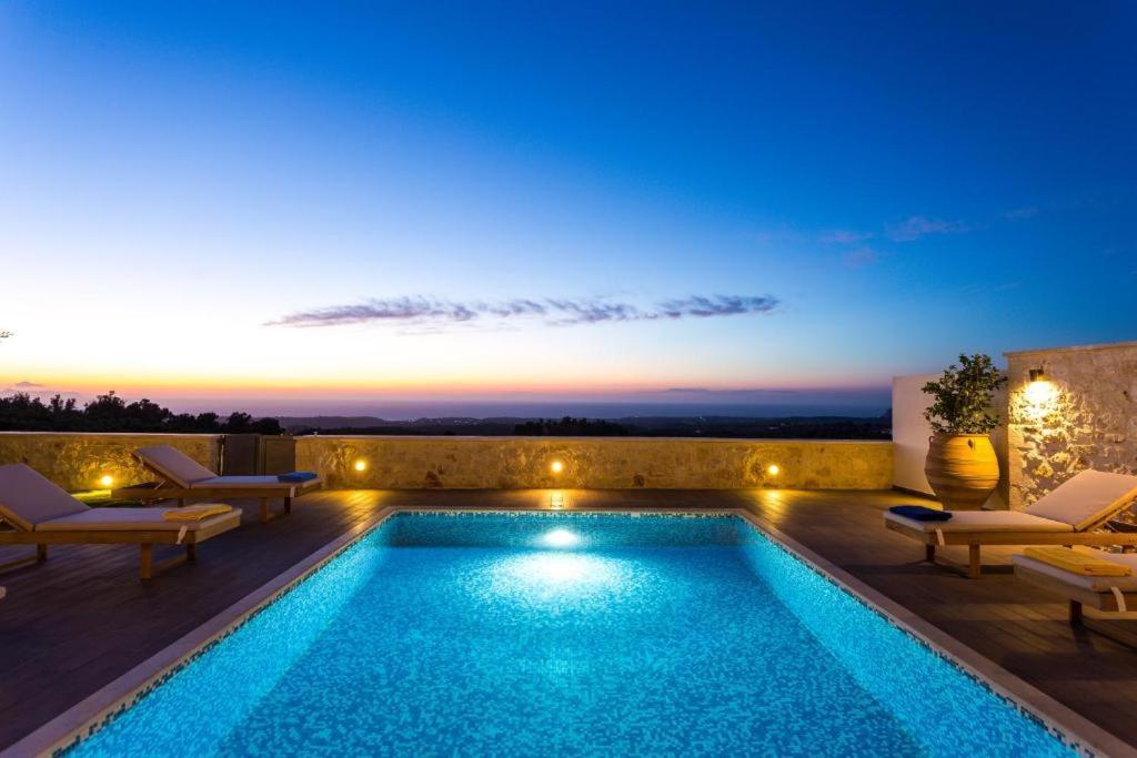Roupes Iv, Family Villa, Fantastic Views, Private Pool * Roupai