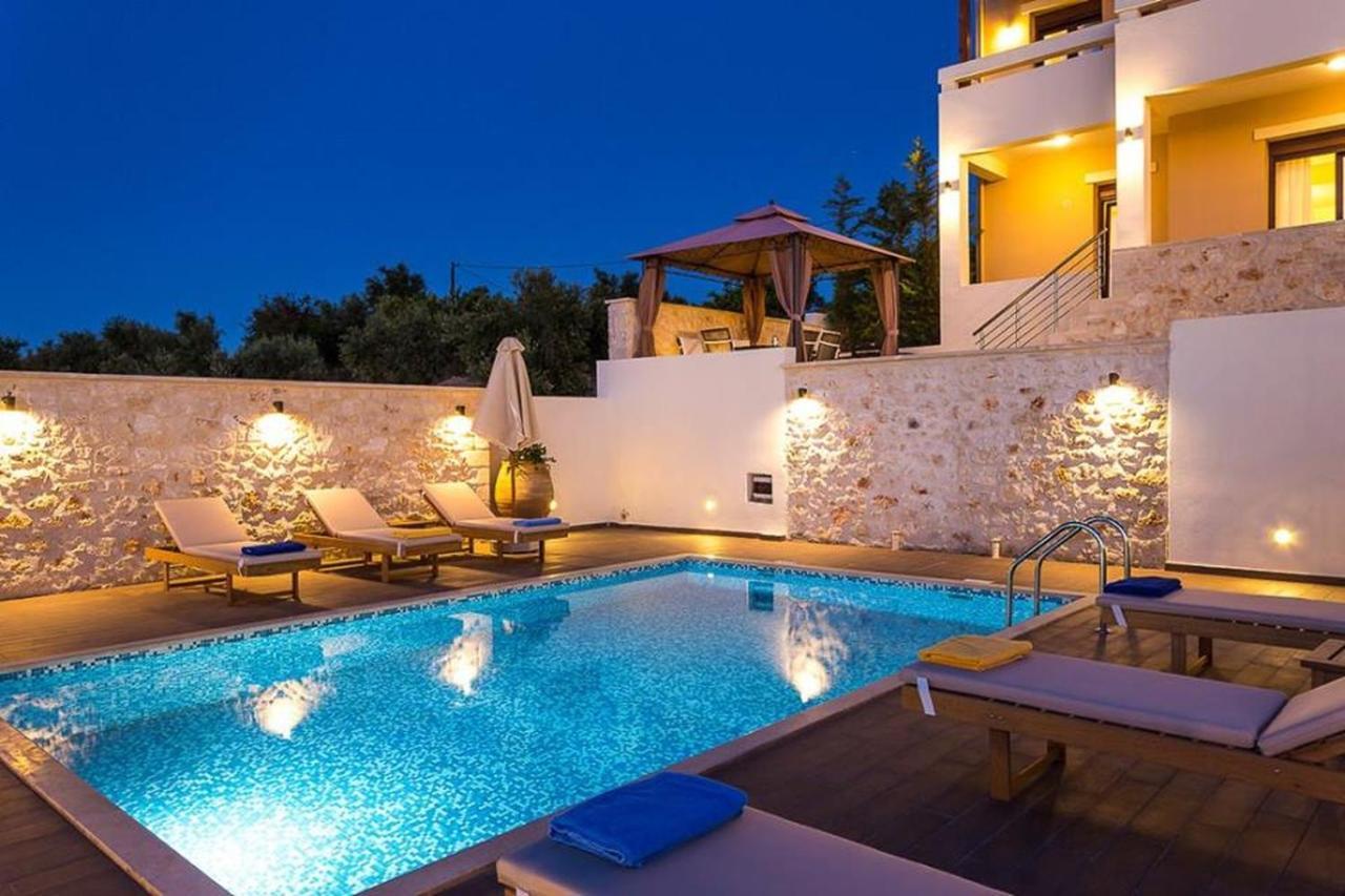 Roupes Iv, Family Villa, Fantastic Views, Private Pool Roupai