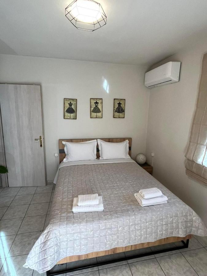 Apartment Comfy Near The Port And The Center Of Volos