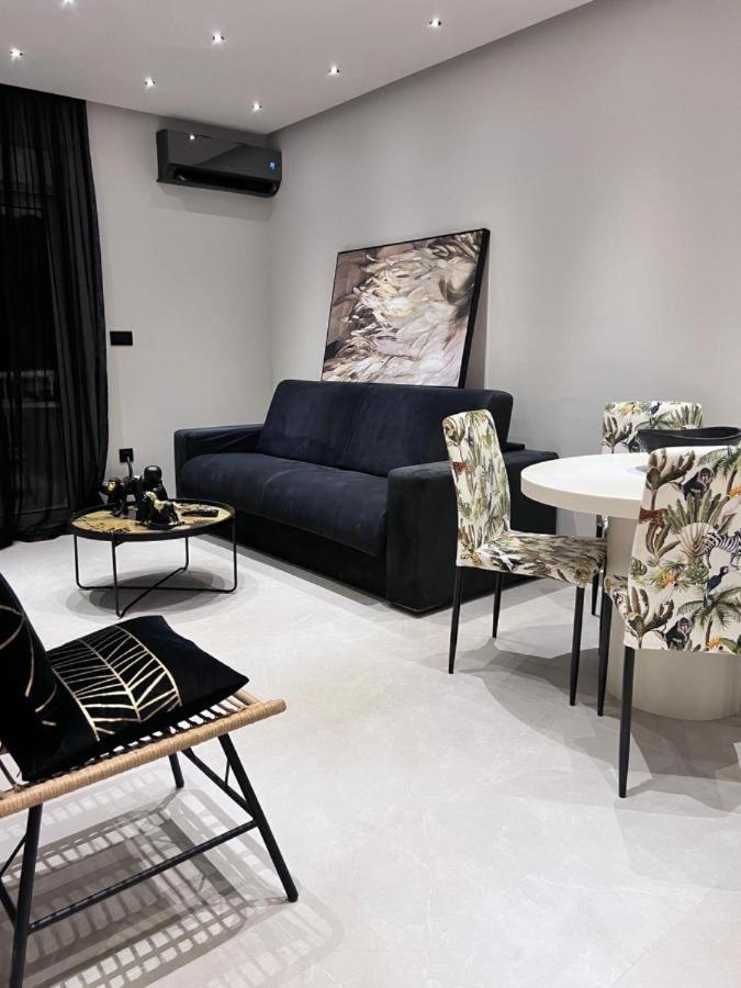 Luxury By The Sea Apartment