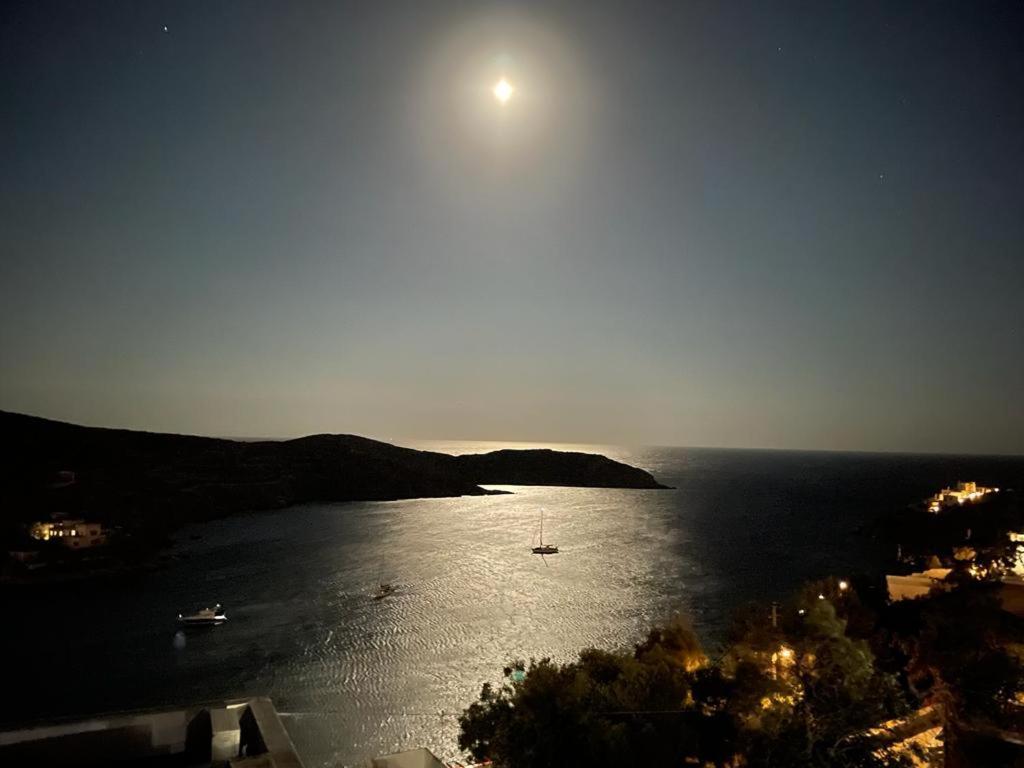 With Stunning View - Syros * Vari (Syros)