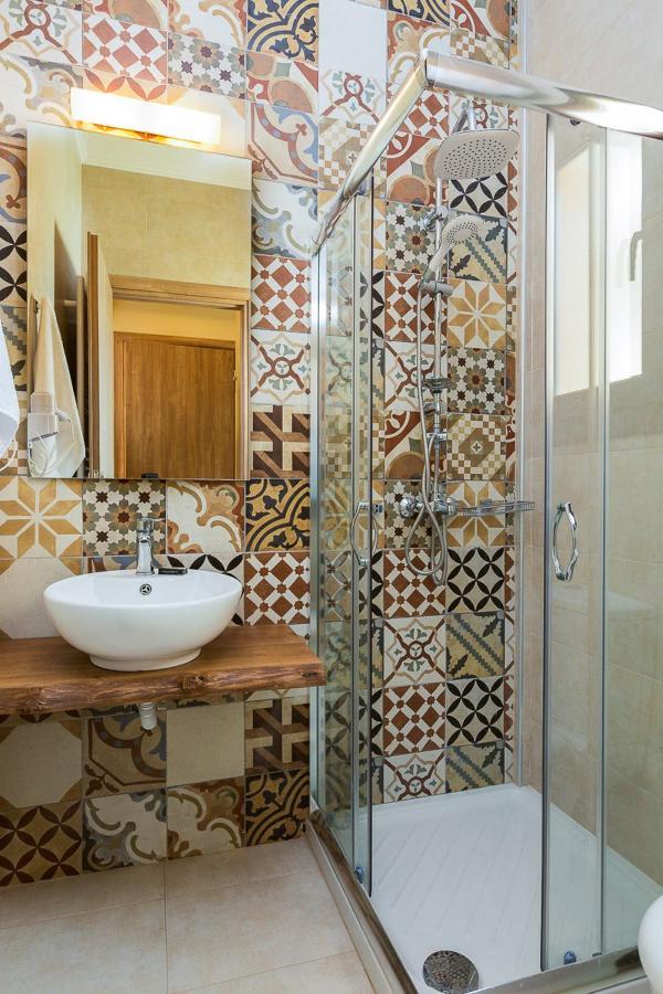 Roupes Ii, Family Villa, Fantastic Views, Private Pool Villa *