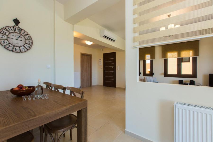 Villa Roupes Ii, Family Villa, Fantastic Views, Private Pool *