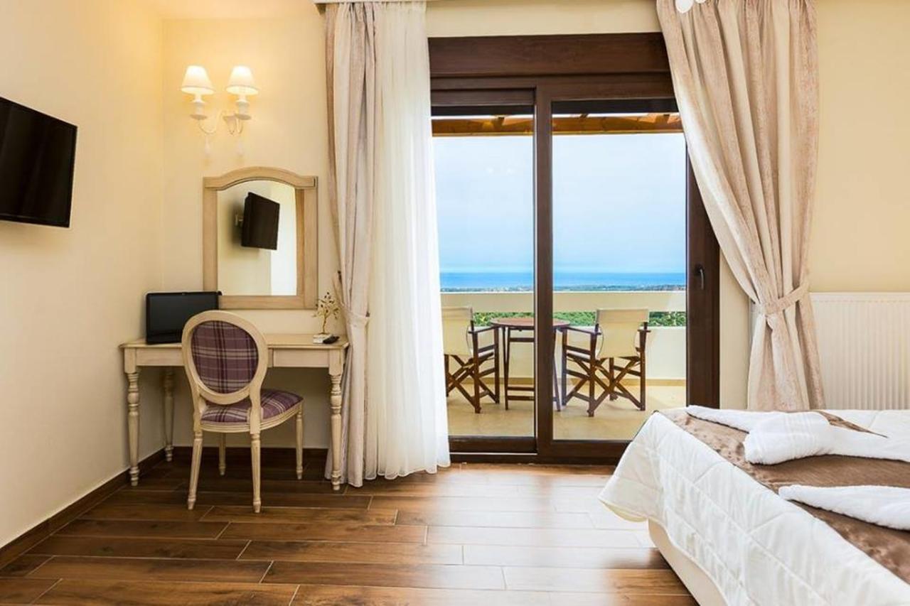 Roupes Iii, Family Villa, Fantastic Views, Private Pool Roupai