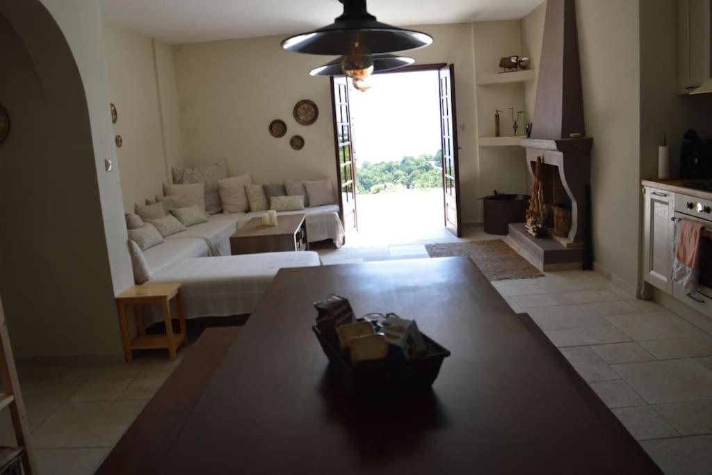 Consta Villa *