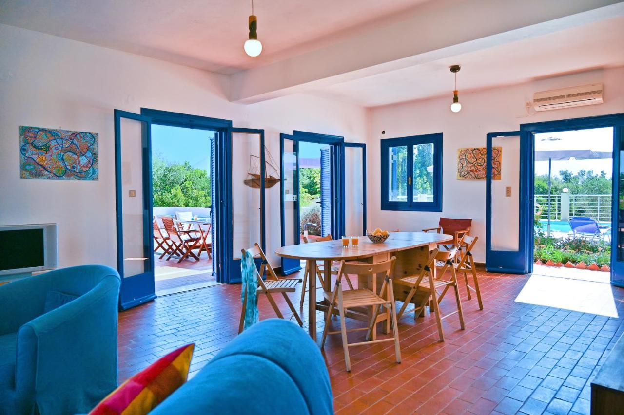 Daisy Villa *