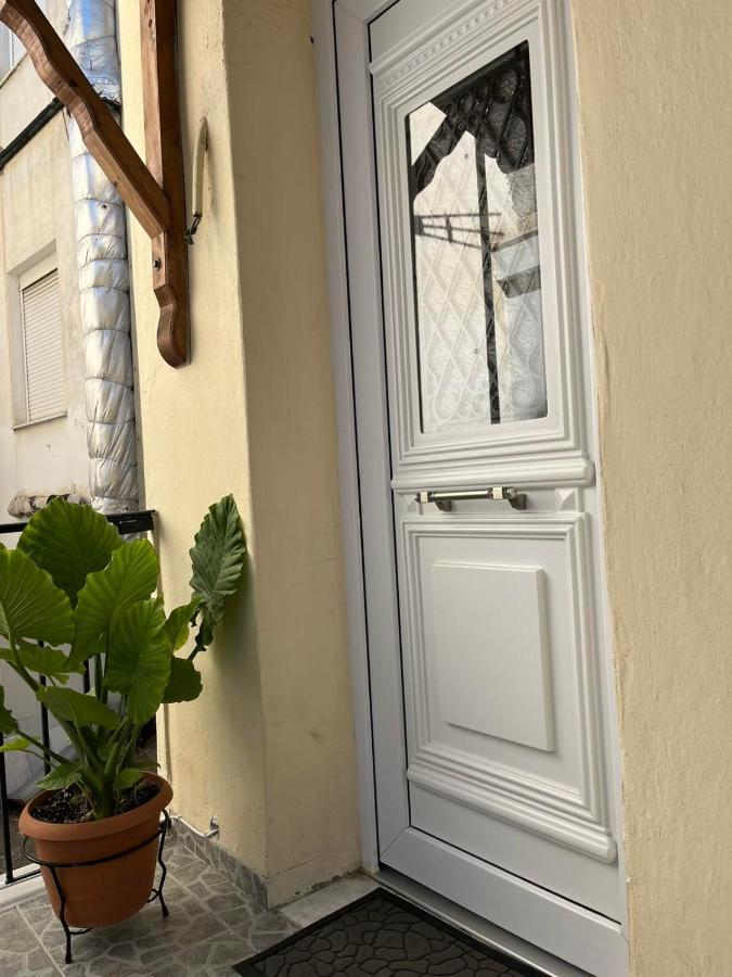 Comfy Near The Port And The Center Of Apartment Volos